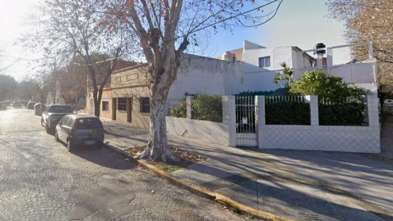 el-femicidio-ocurrio-en-una-casa-ubicada-sobre-la-calle-pedro-moran-foto-google-maps-24N4VDOMBNA2NNQVKQL3FS7NUQ