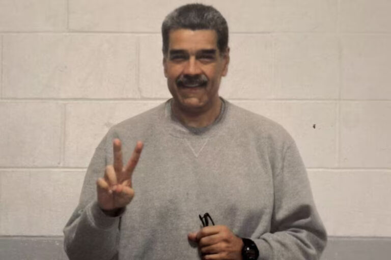 nicolas-maduro-desde-la-JQQIDHYNAJE25GENBMKQX2RFAU