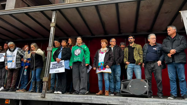 paro-docente-en-todo-el-pais-ctera-dijo-que-el-acatamiento-fue-altisimo-y-desafio-al-gobierno-foto-u